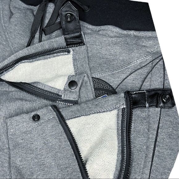 FISLL NBA Brooklyn Nets Team Logo Joggers in Gray - Picture 8 of 10